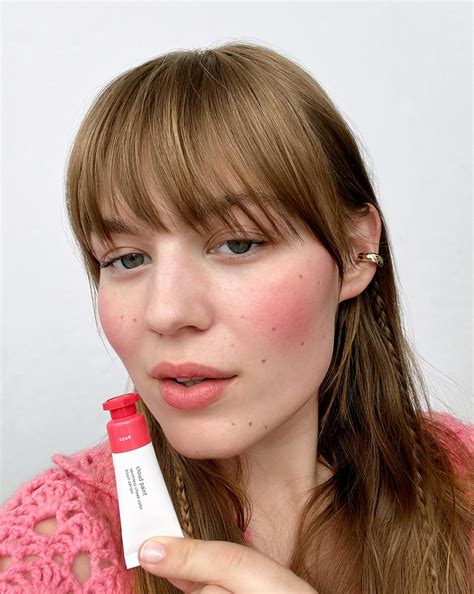 glossier uk site